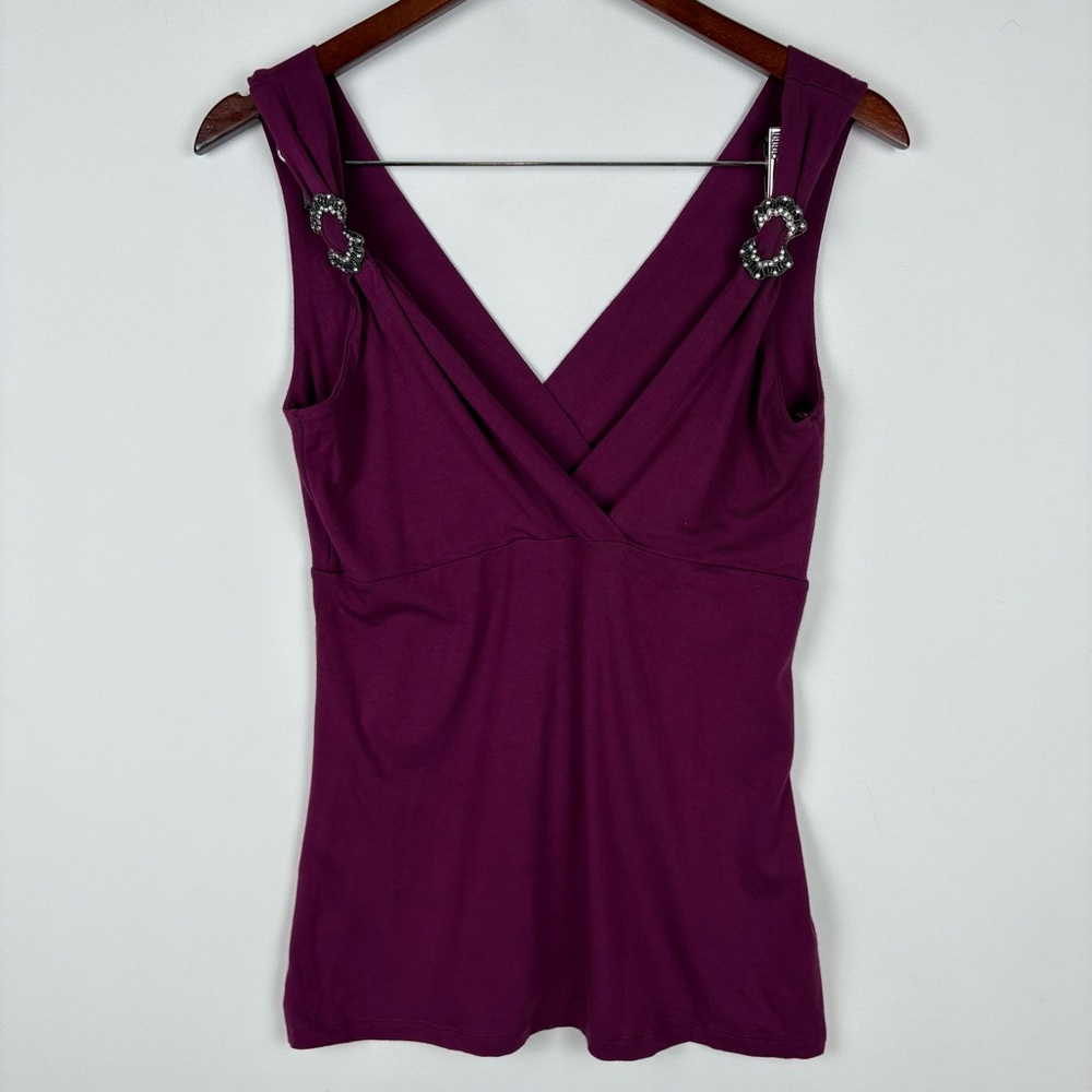 NWT Vertigo Paris V-Neck Tank Top Detailed Blouse